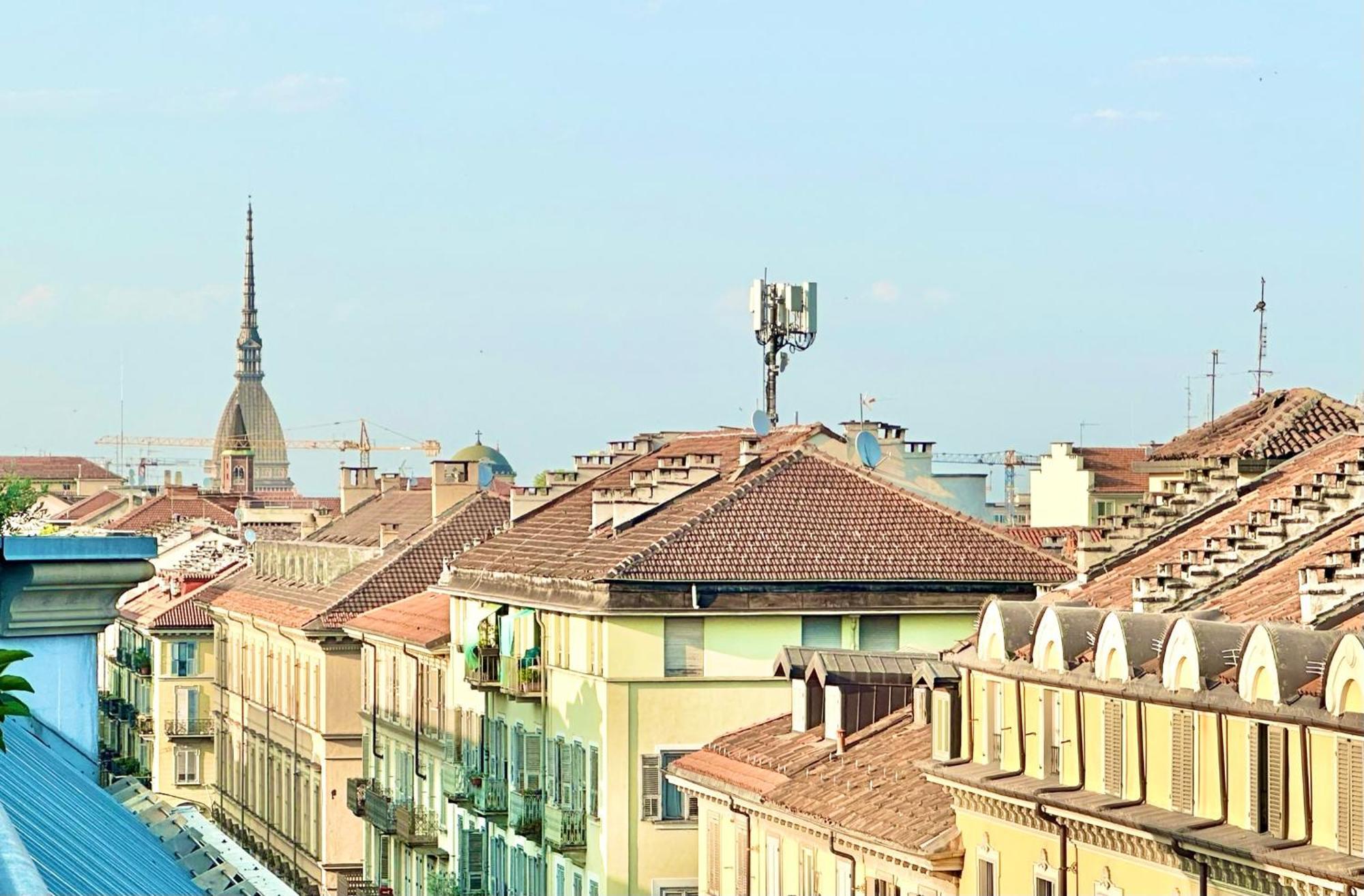Hostdomus - Turin Rooftop Bagian luar foto