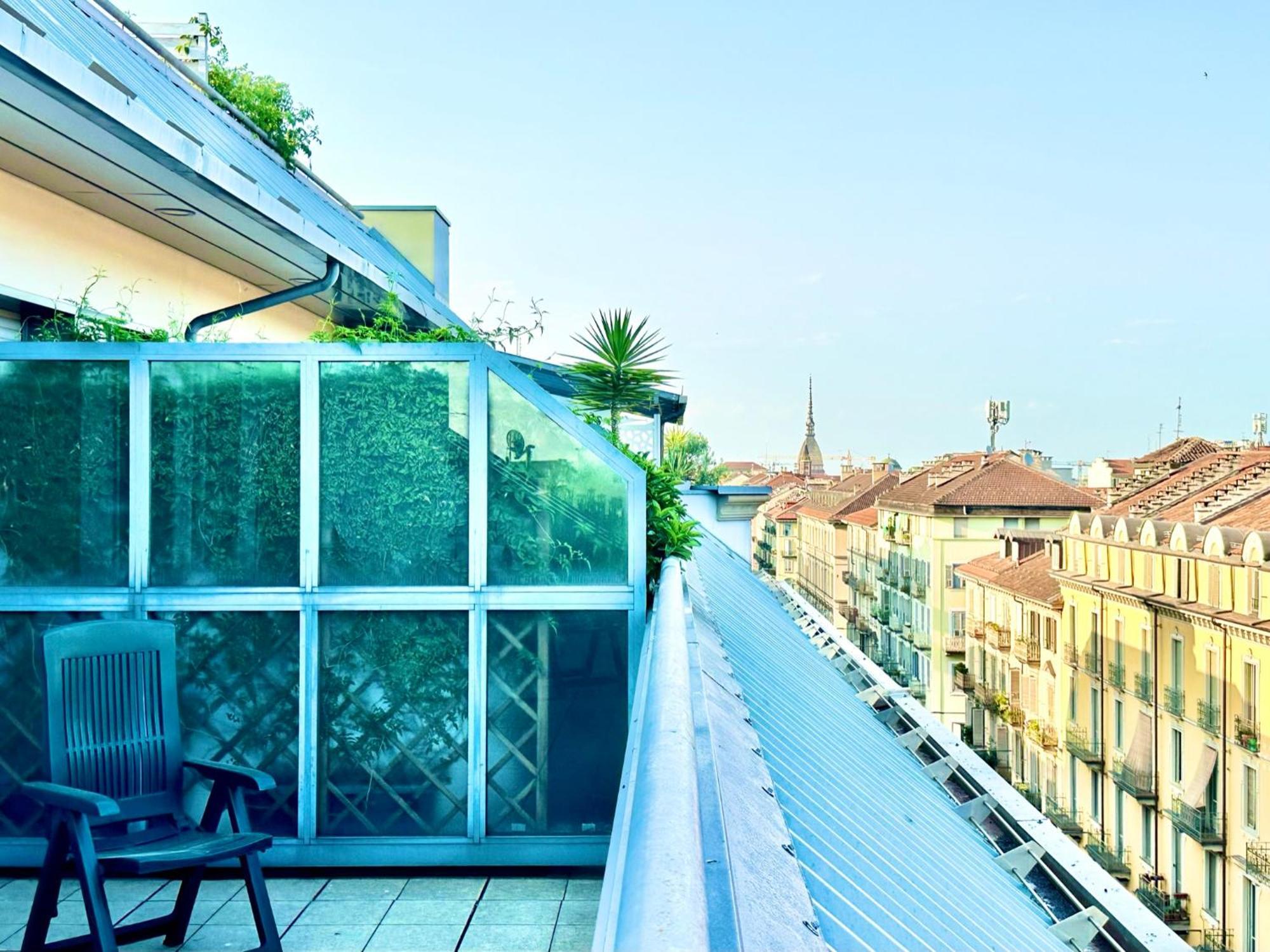 Hostdomus - Turin Rooftop Bagian luar foto